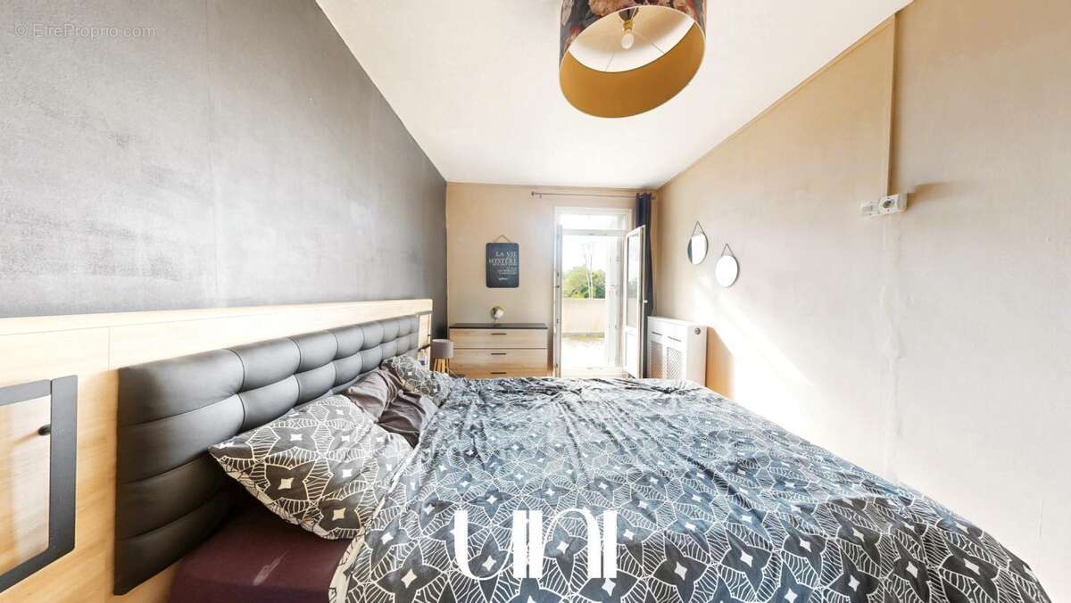 Maison à MAY-SUR-ORNE