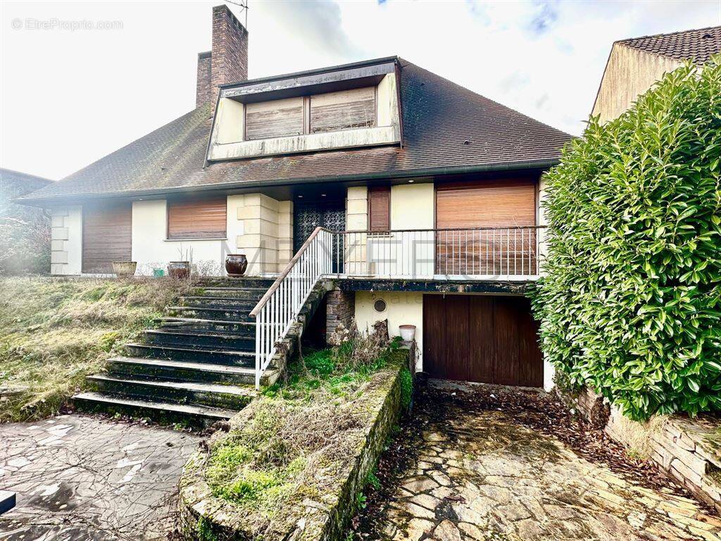 Maison à JOUY-EN-JOSAS