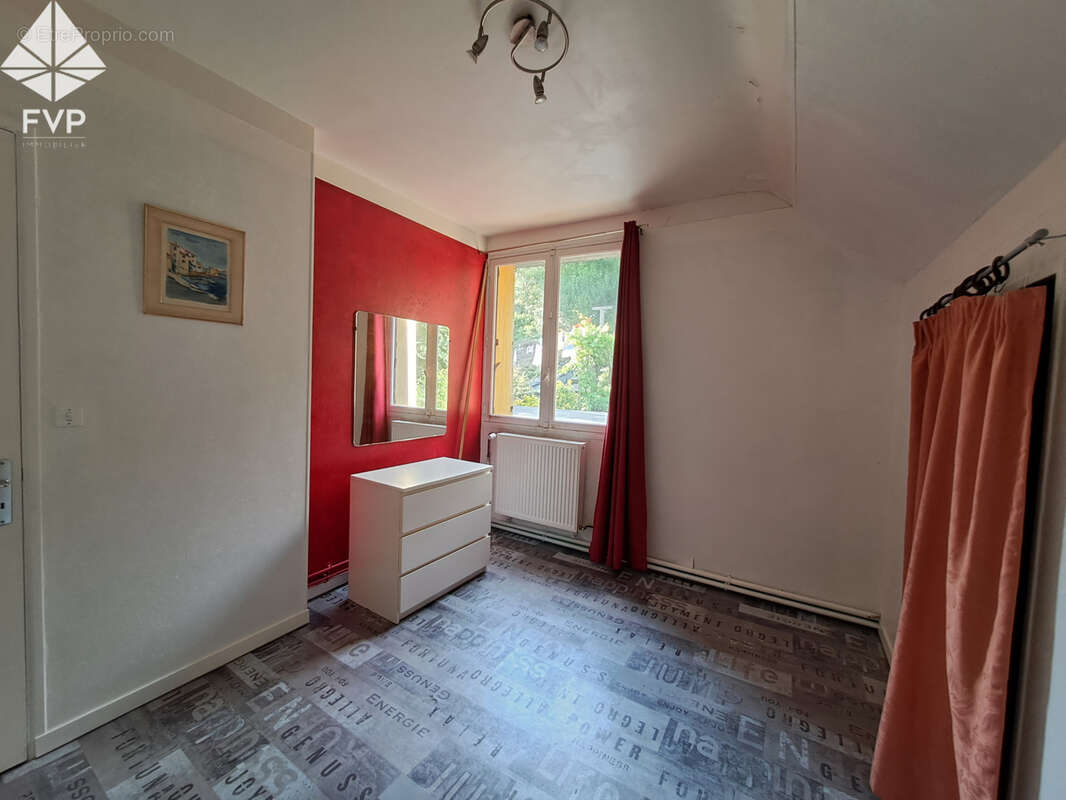 A VENDRE - SAINT-VALERY-EN-CAUX (76460) - 3 chambres - Terrain 4 400m2 - photo 8
