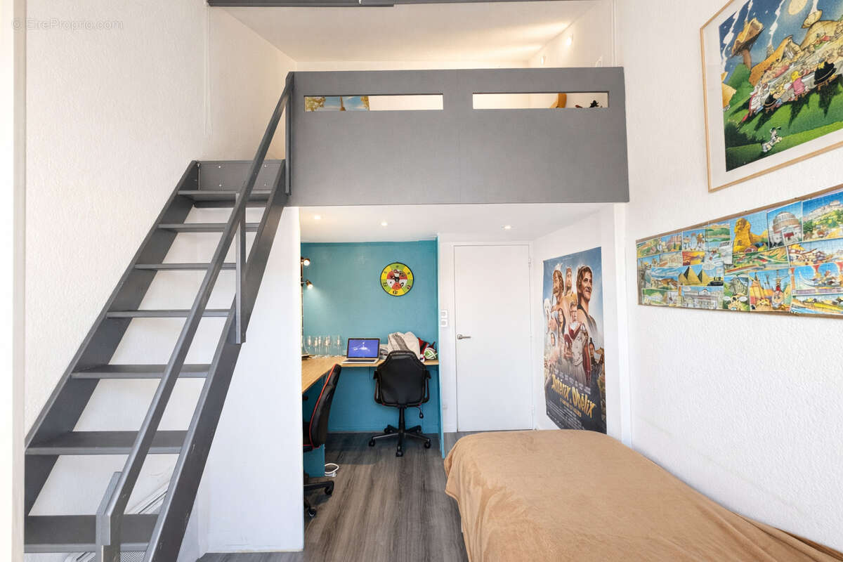 Appartement à LE COTEAU