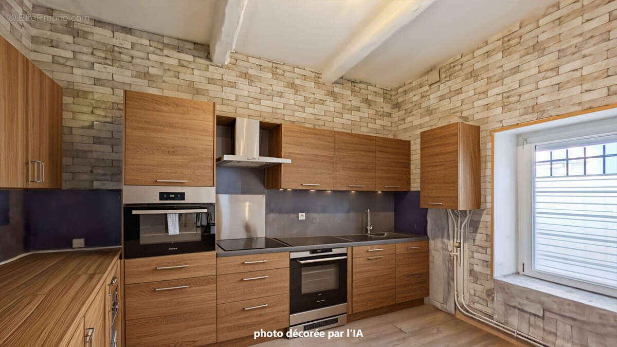 Maison à CHATEAURENARD