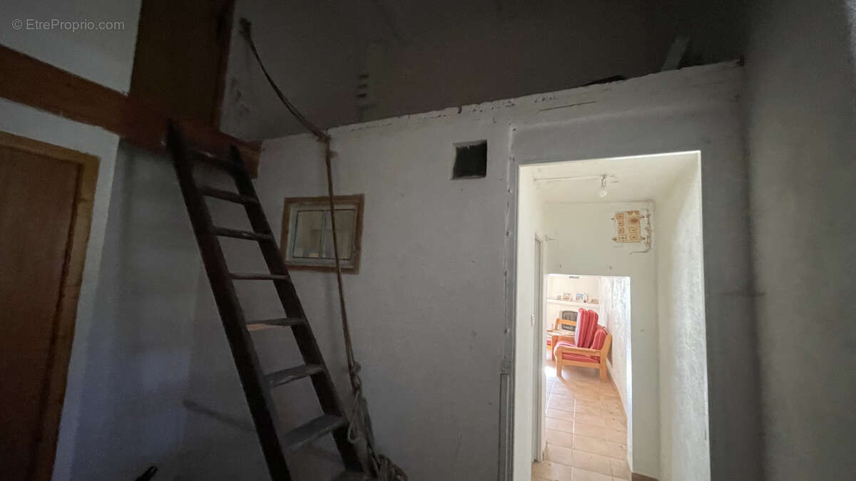 Maison à VALDEROURE