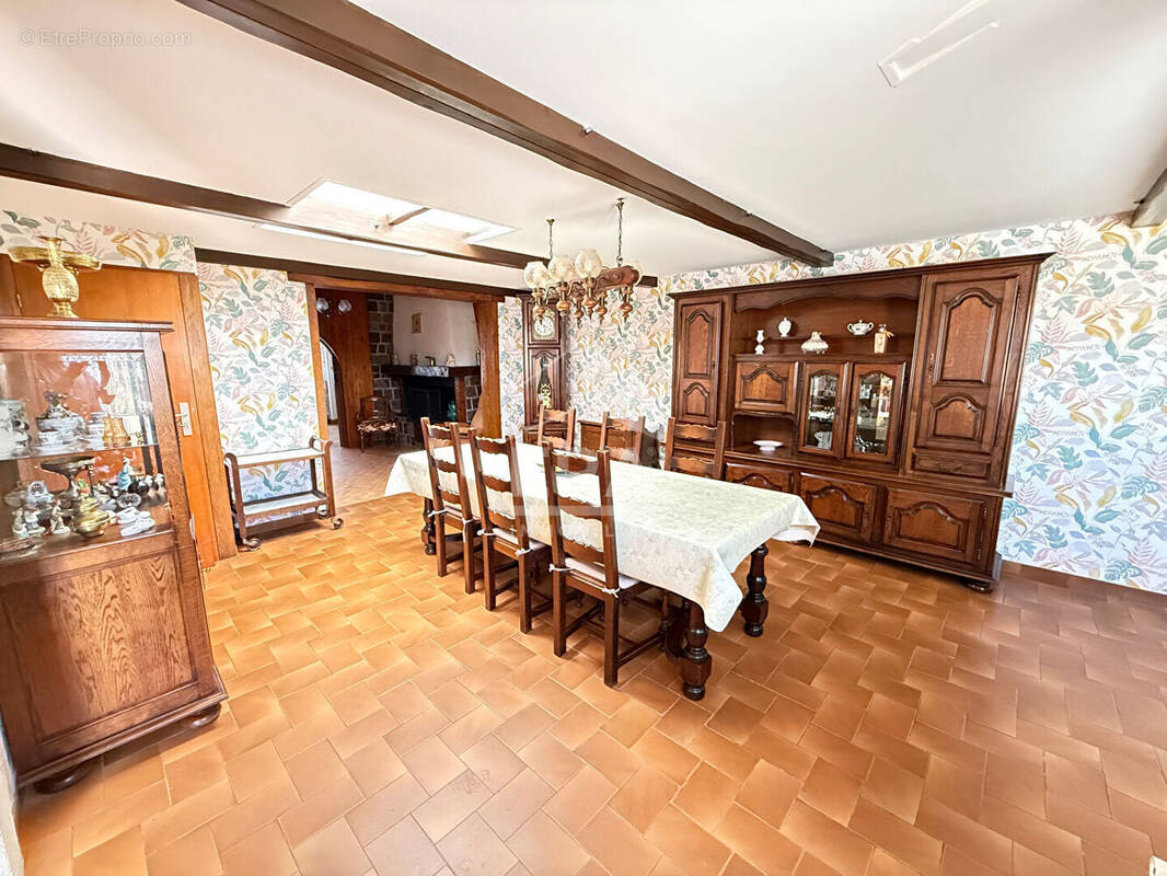 Maison à SAINT-MARTIN-BOULOGNE