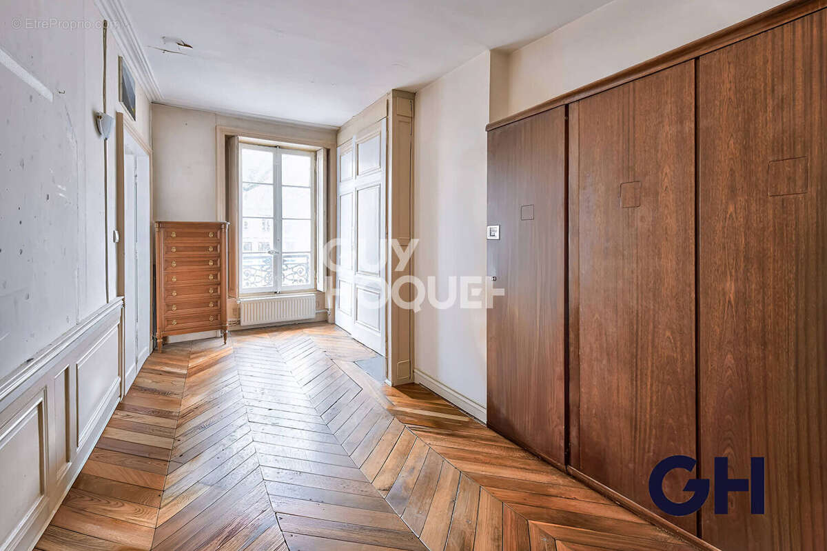 Appartement à LYON-6E