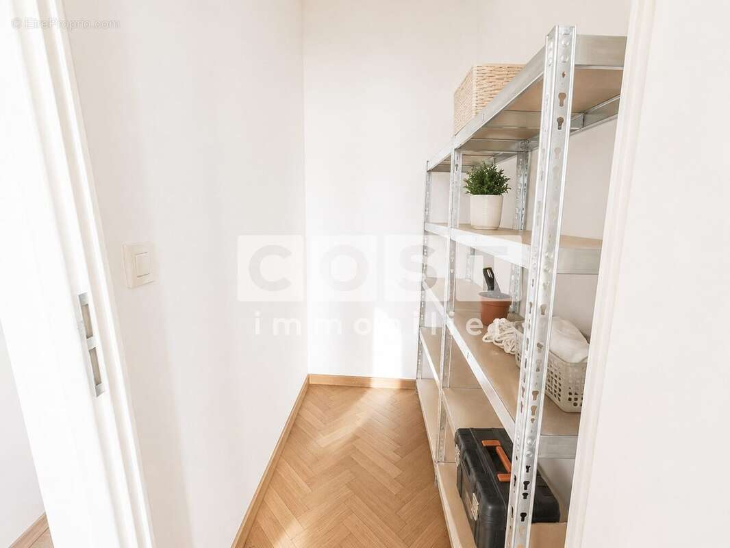 Appartement 71 m² à Asnieres-Sur-Seine  - photo 4