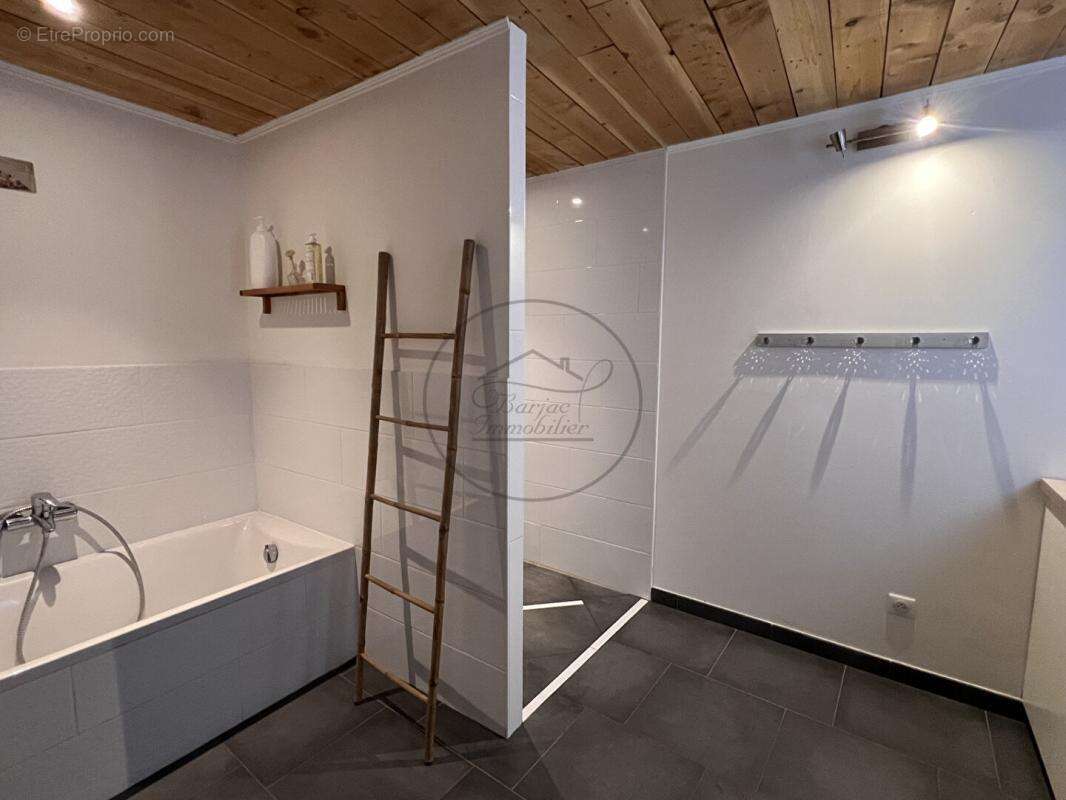 Maison de village en pierre renovee entierement - photo 9