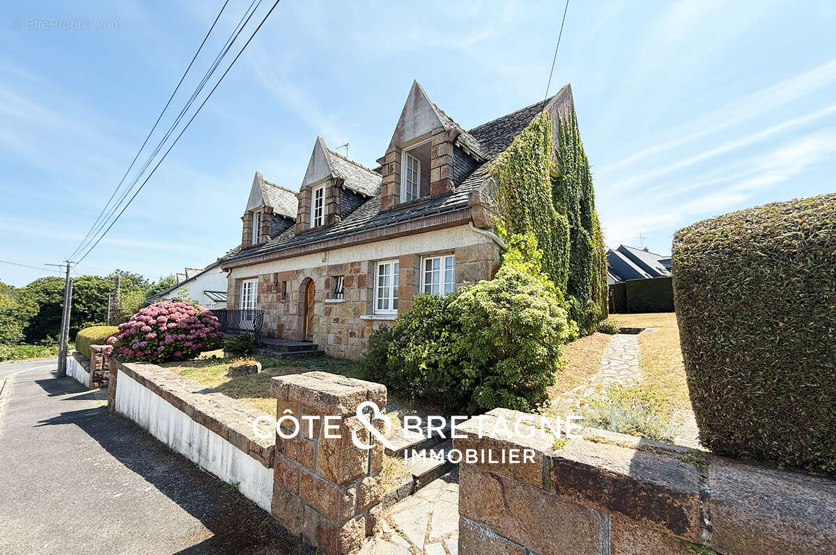 Maison en pierre à vendre à saint-brieuc   quartier résidentiel calme, jardin sud  réf : 2026121 - photo 12