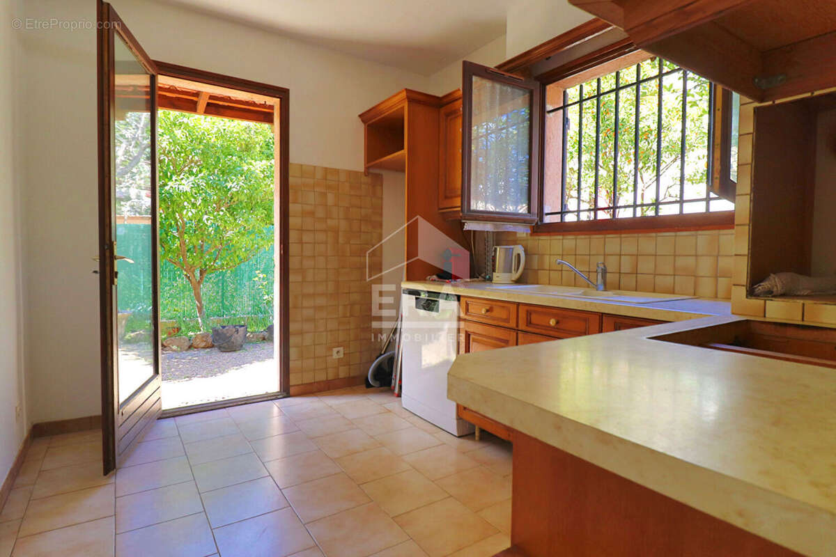 Maison à MARSEILLE-10E