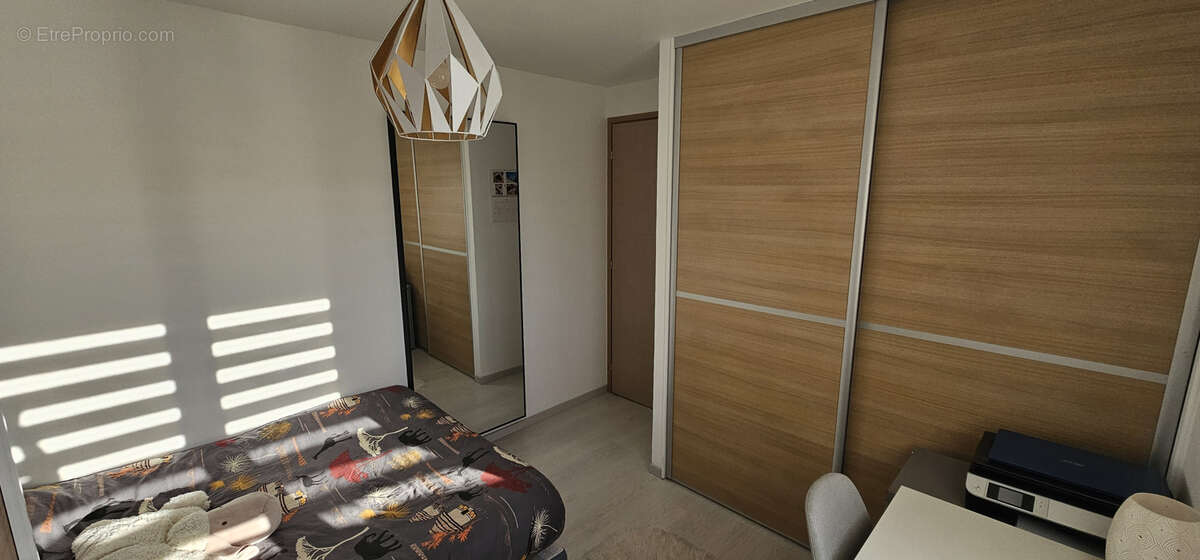 Appartement à GROISY