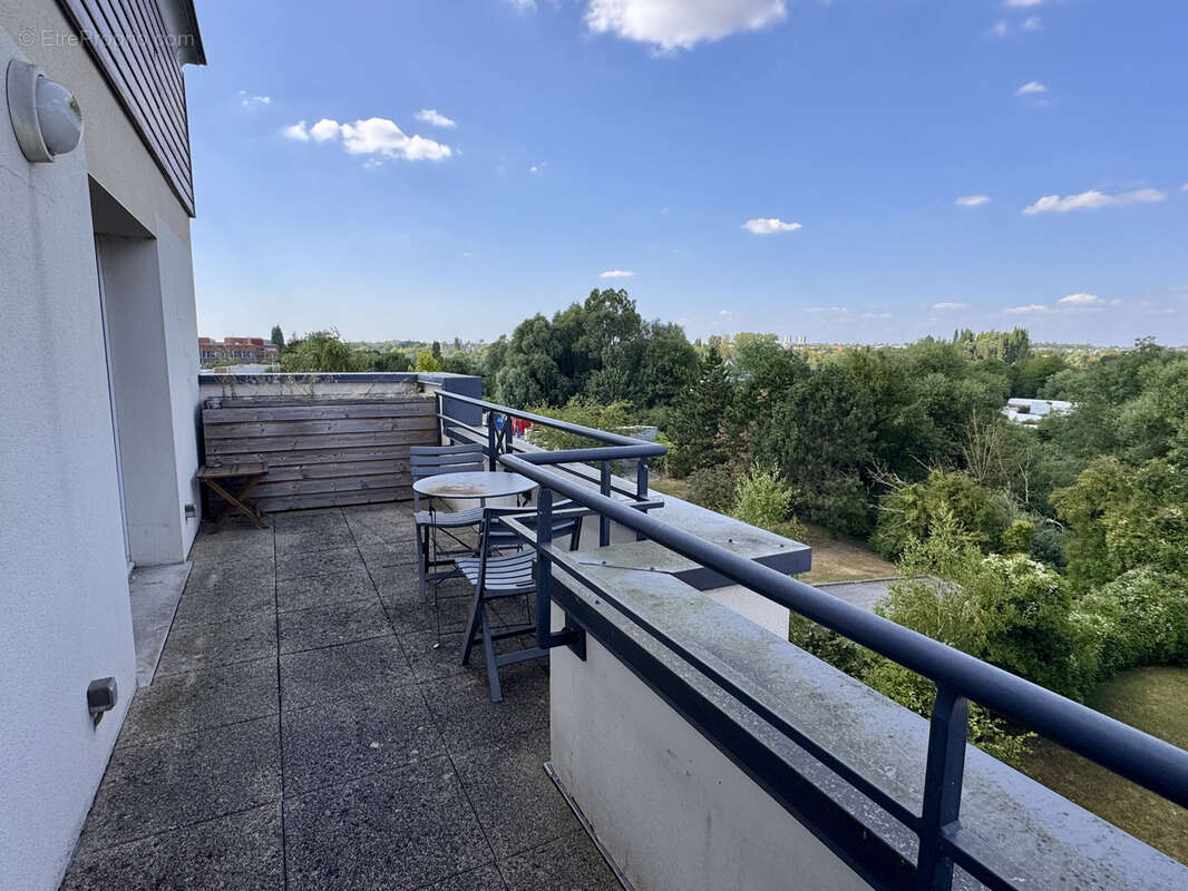 Amiens Gare - T2 55m2 avec terrasse et stationnement - photo 10