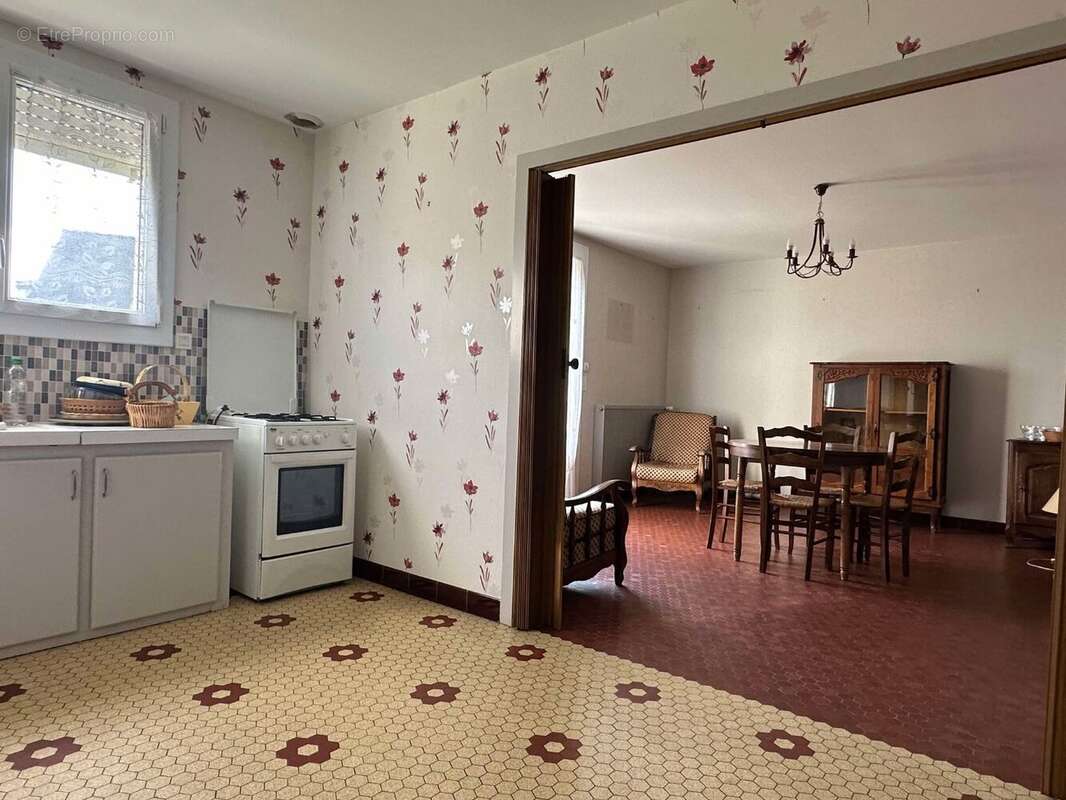 Maison à SAINT-LEZIN