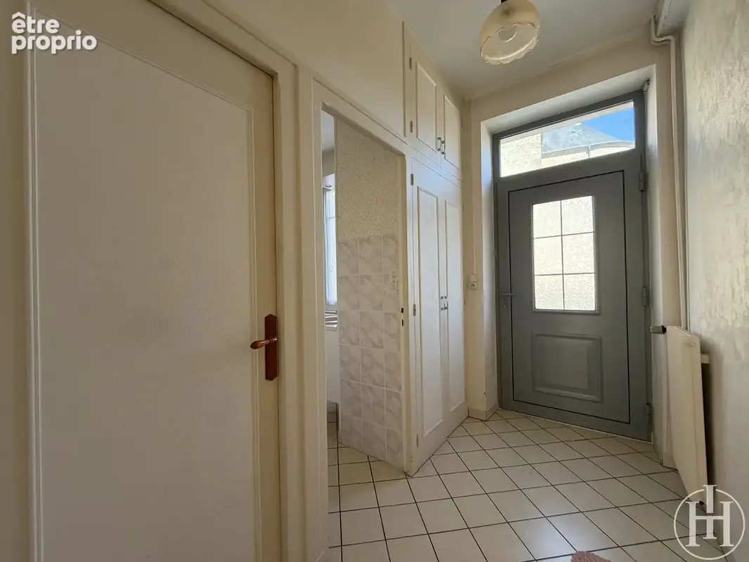 VILLABON   Maison en pierre avec dépendances et atelier. - photo 4