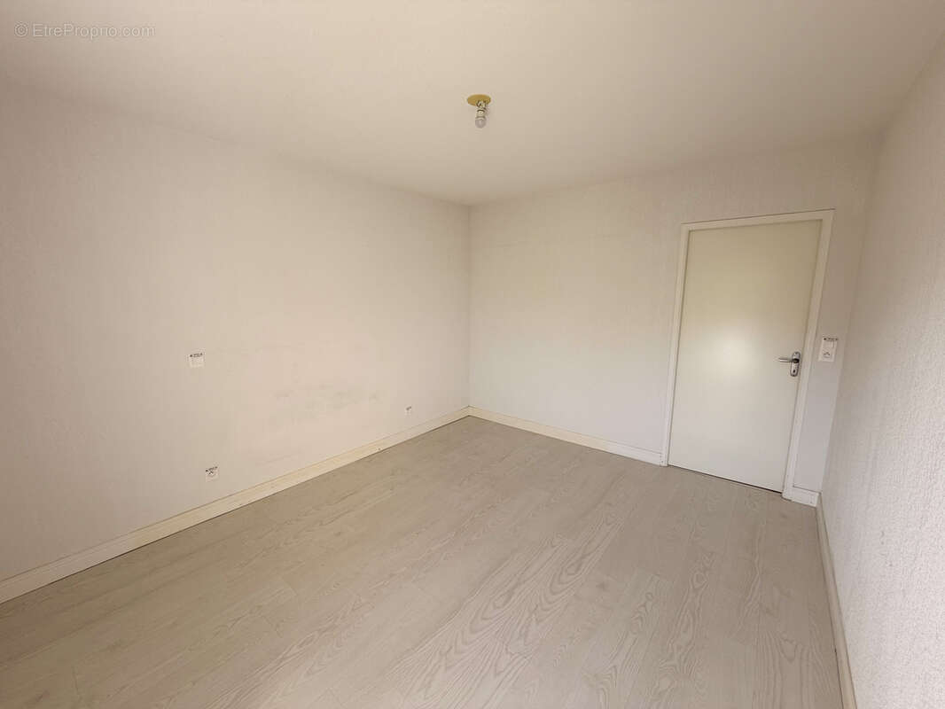 Appartement à VILLENAVE-D'ORNON
