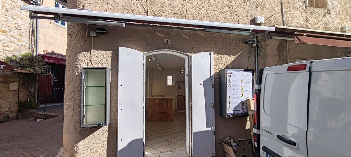Commerce à LE CASTELLET