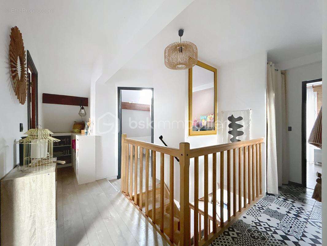 Maison à CORBEIL-ESSONNES