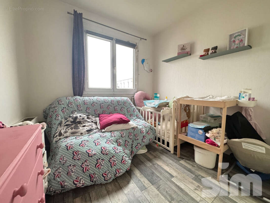 Appartement à CHELLES