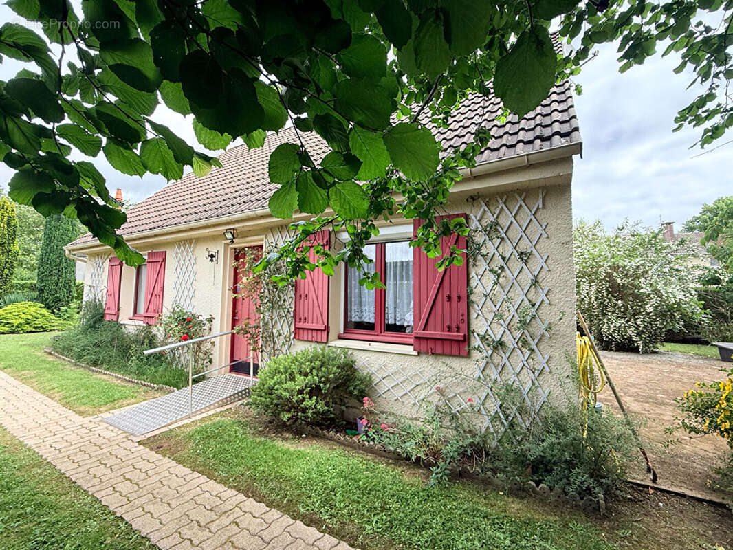 Maison à BEAUVAIS