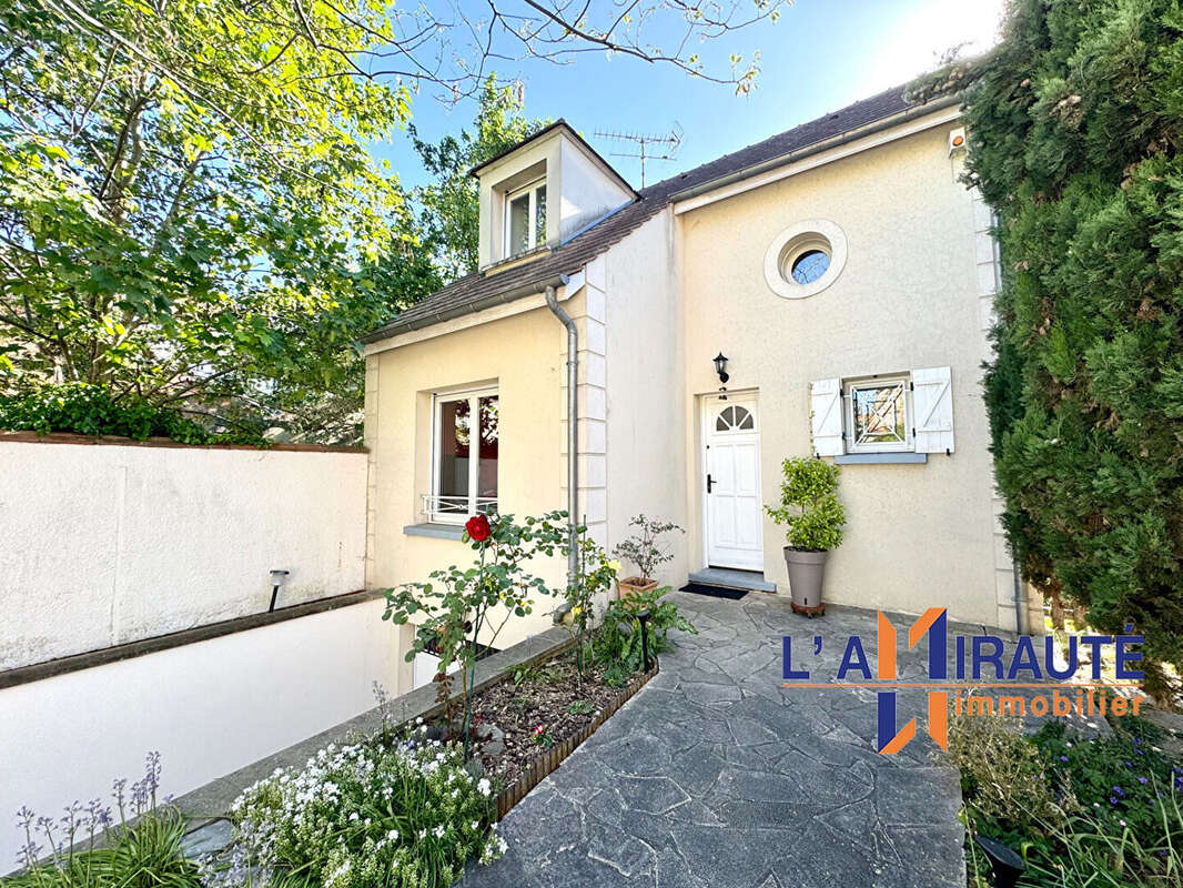Maison à HOUILLES