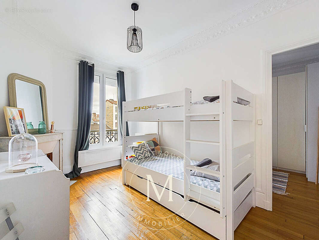 Appartement à MONTROUGE