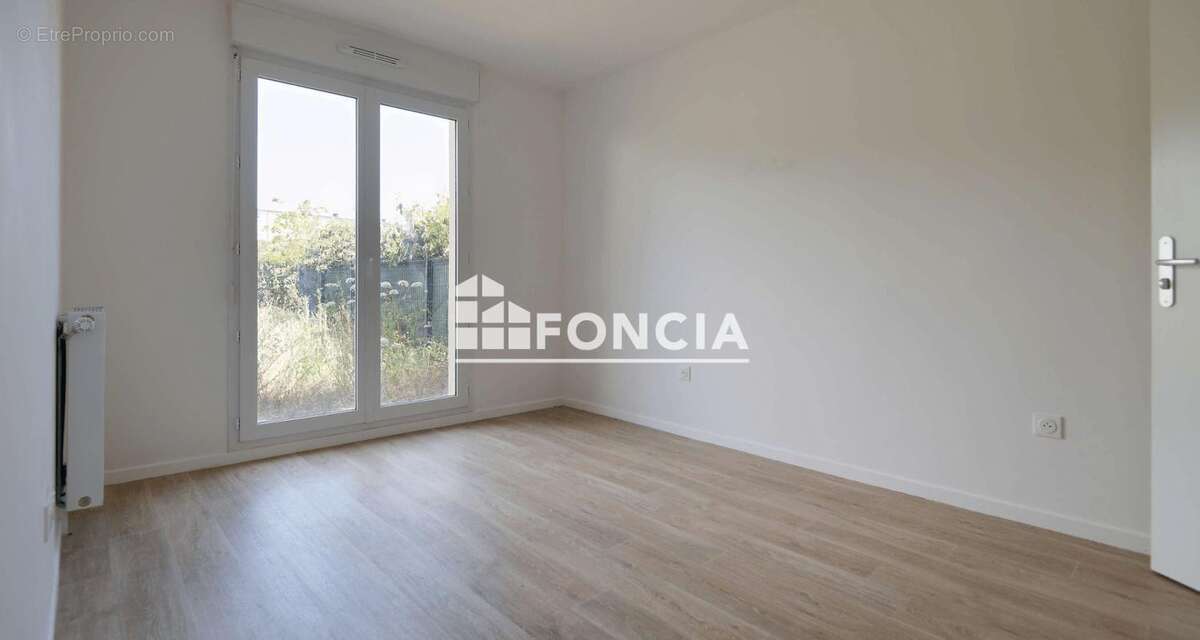 Appartement à DAMMARIE-LES-LYS