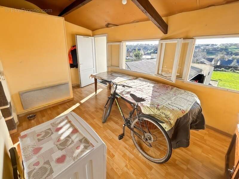 Maison à FRESNAY-SUR-SARTHE