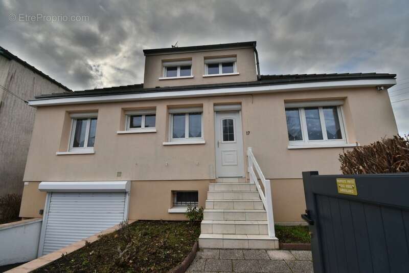 Maison à CHARTRES