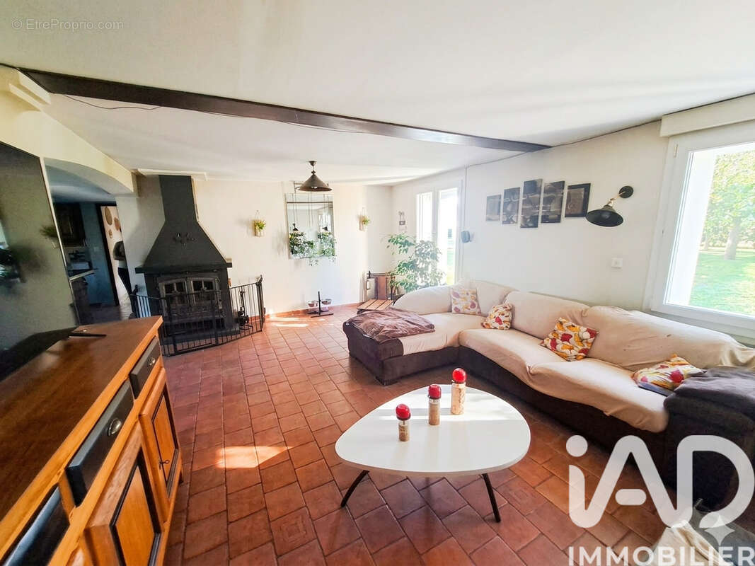 Maison 160 m² à Gohory  - photo 4