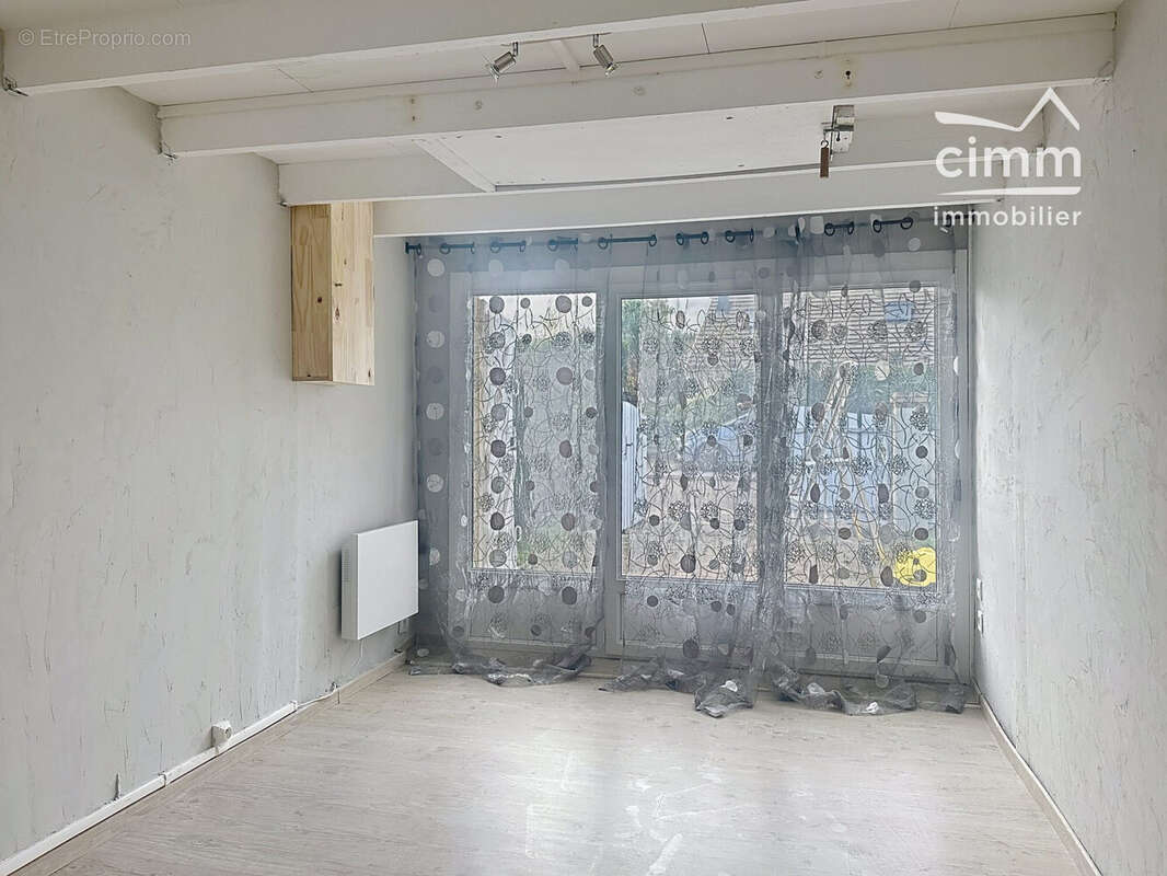 Maison à VILLEMANDEUR