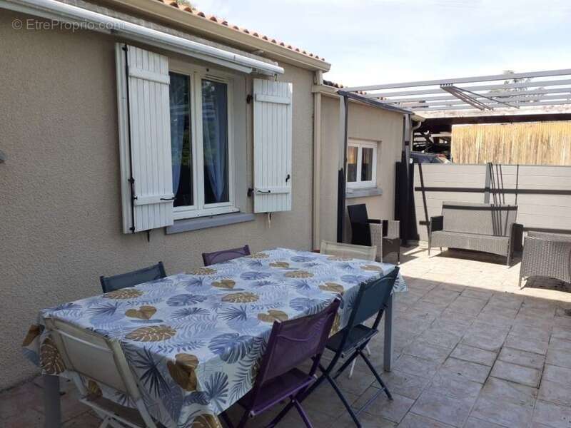 Maison à COUDES