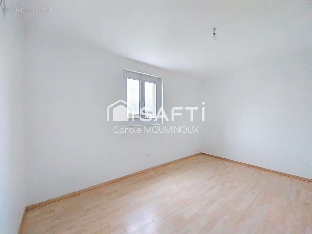 Photo 8 - Appartement à TRUYES