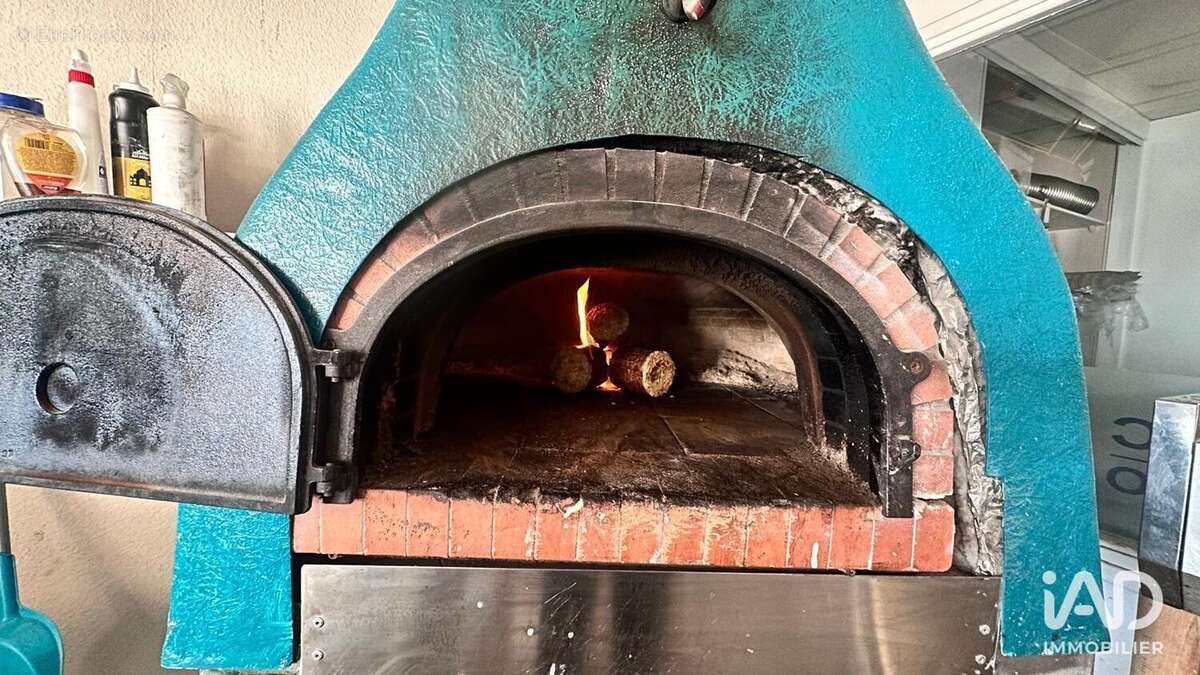 Photo 4 - Commerce à LE CRES