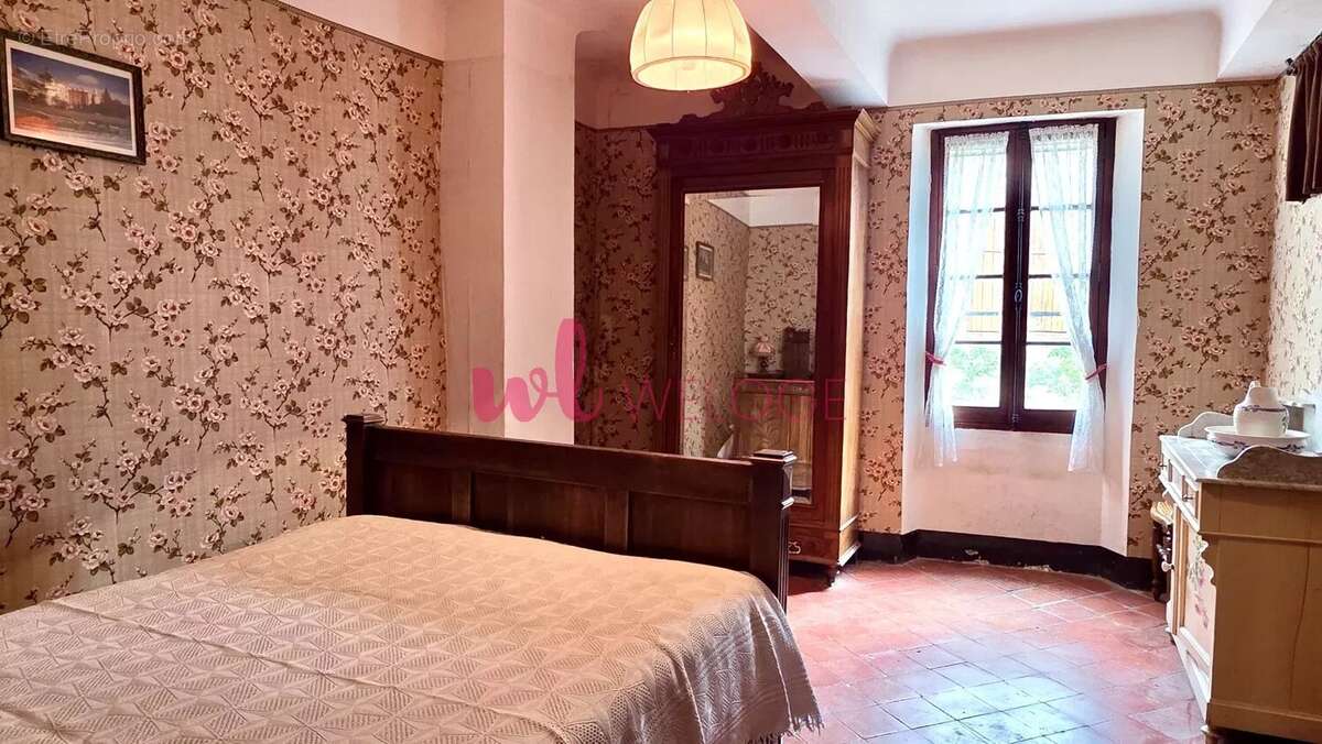 Maison à ALLEMAGNE-EN-PROVENCE