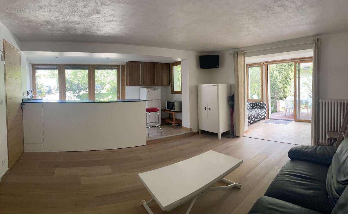 Appartement à TALLOIRES