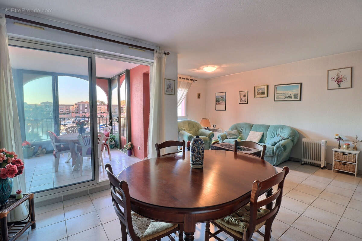 Appartement à LATTES