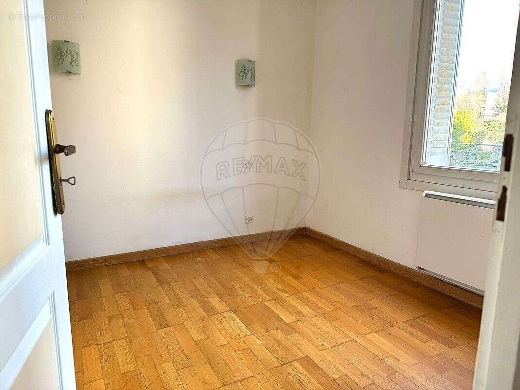 Appartement à COGNIN