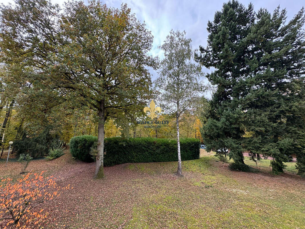 Appartement à LAMORLAYE