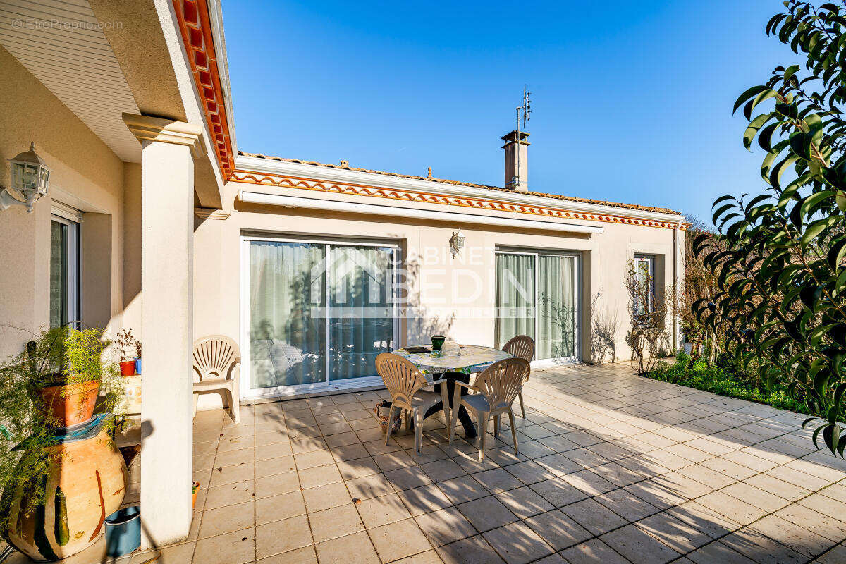 Maison à SAINT-ANDRE-DE-CUBZAC