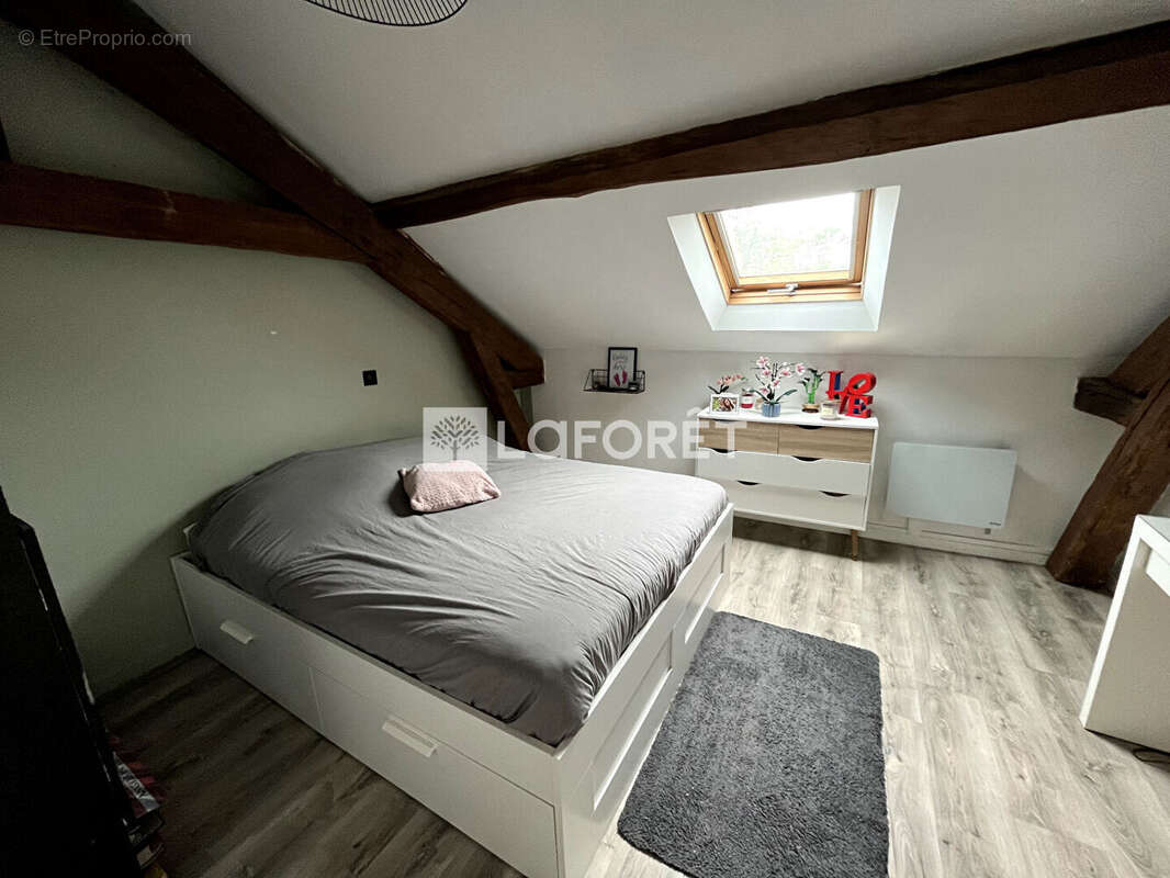 Appartement à SERAINCOURT