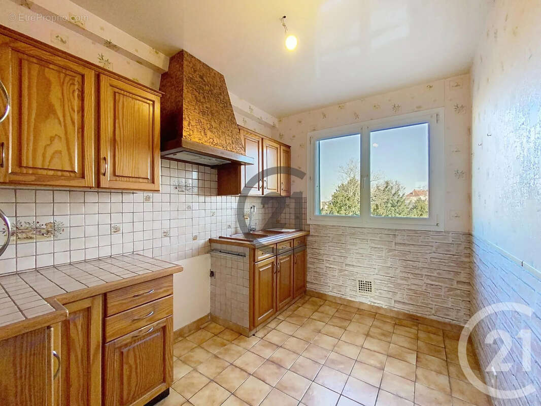 Appartement à SAINTE-SAVINE