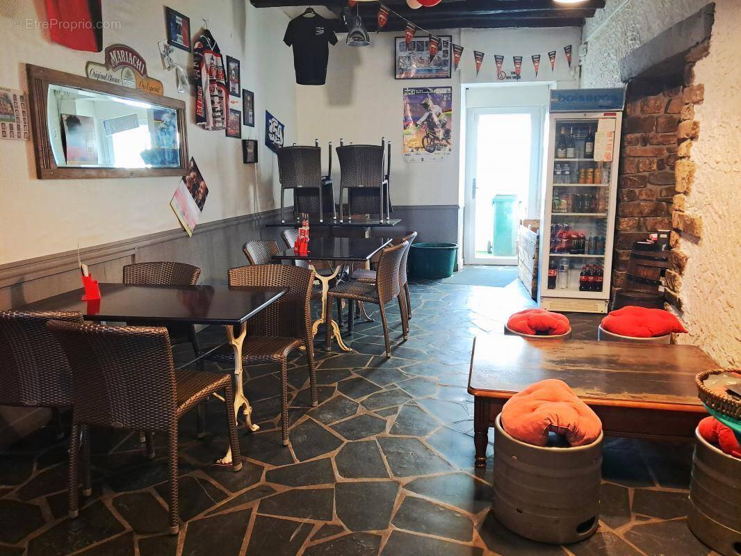 Commerce à ERCE-EN-LAMEE