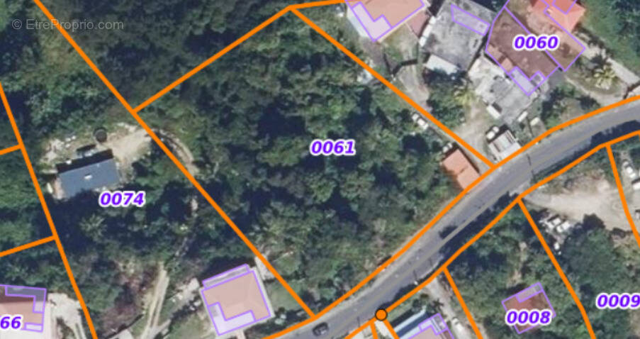 Terrain à LE GOSIER