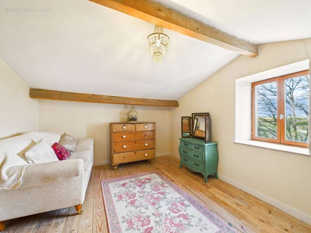 Maison à VERTEILLAC