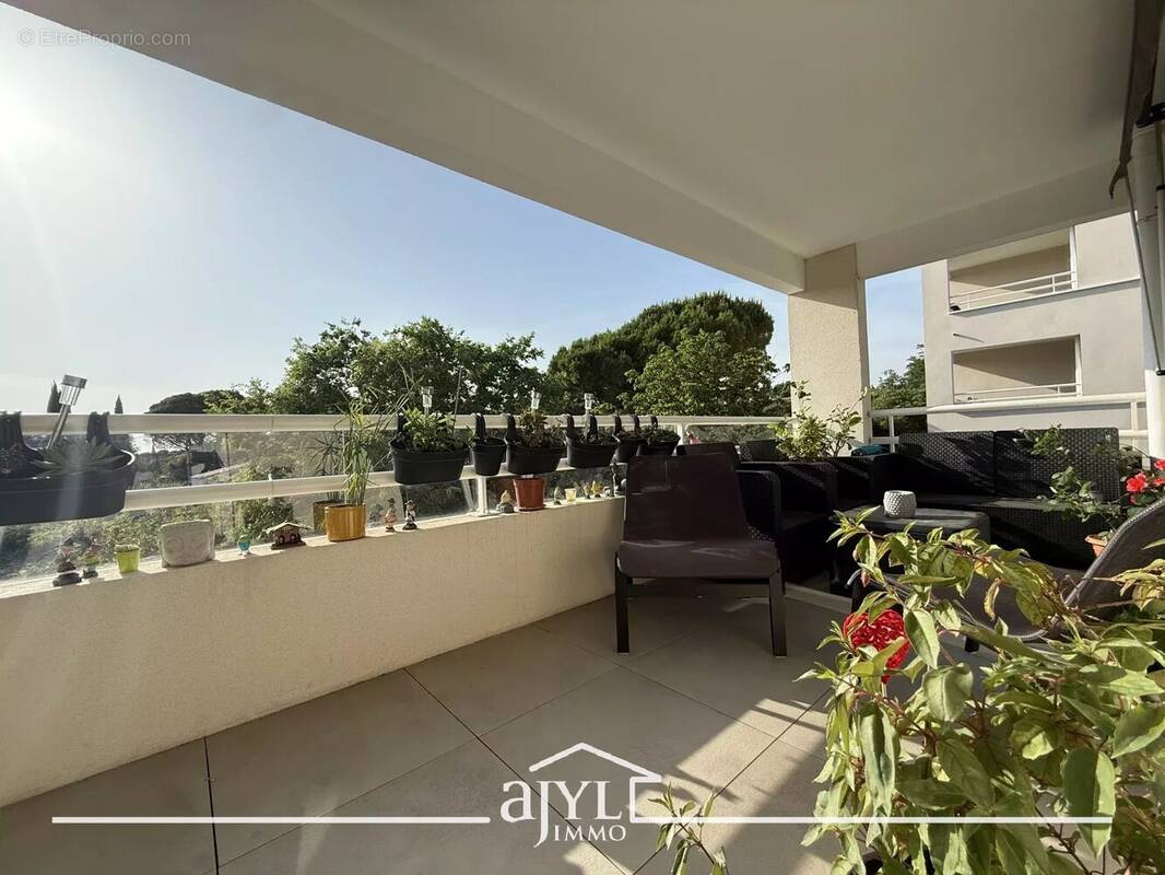 Appartement à MARSEILLE-12E