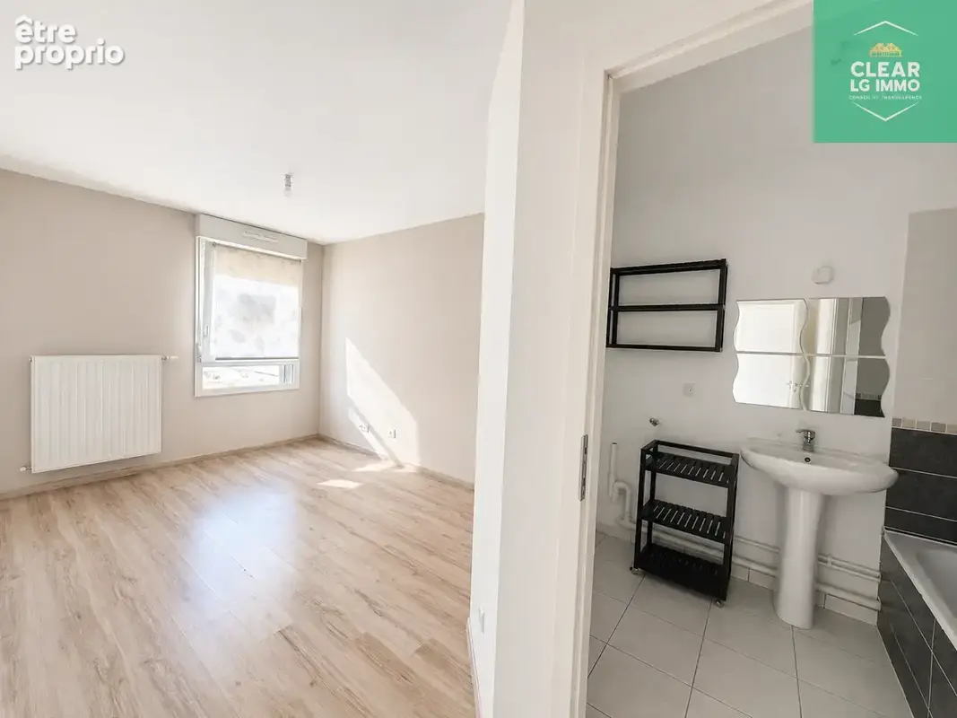 Charmantapt avec balcon et garage - photo 5