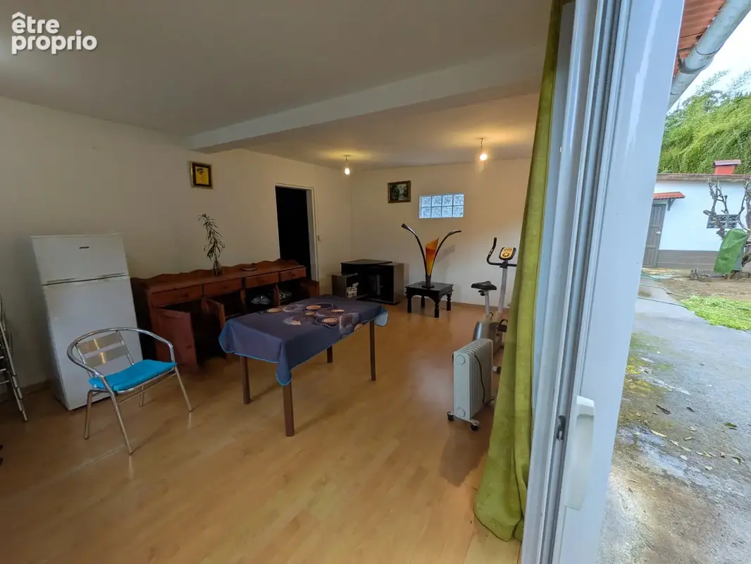 Belle maison familiale avec dépendance et jardin arboré - photo 22