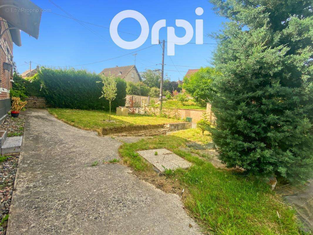 Maison à PORQUERICOURT