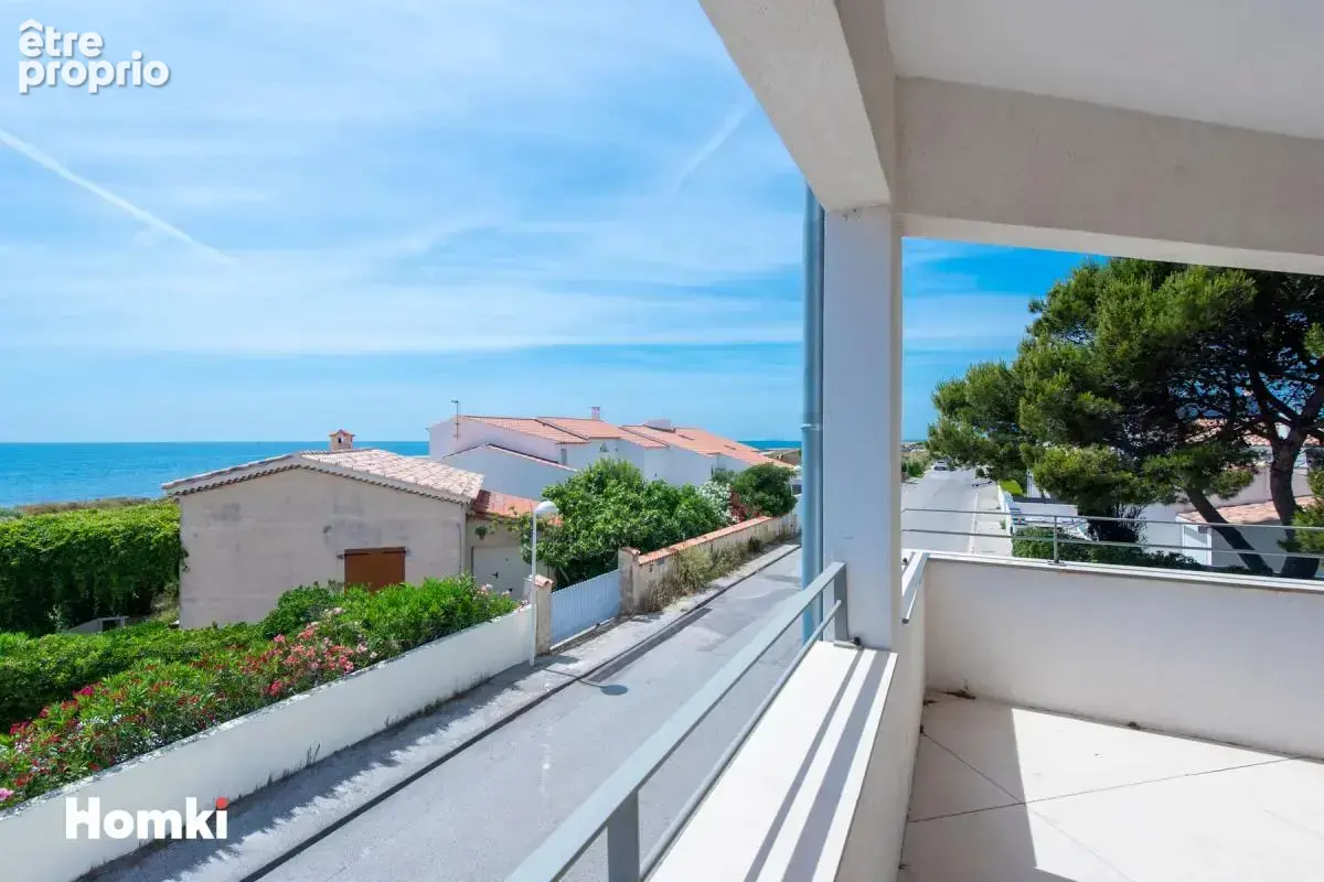 CARRO – Maison mitoyenne d’un côté avec terrasse de 19 m² et vue mer panoramique - photo 14