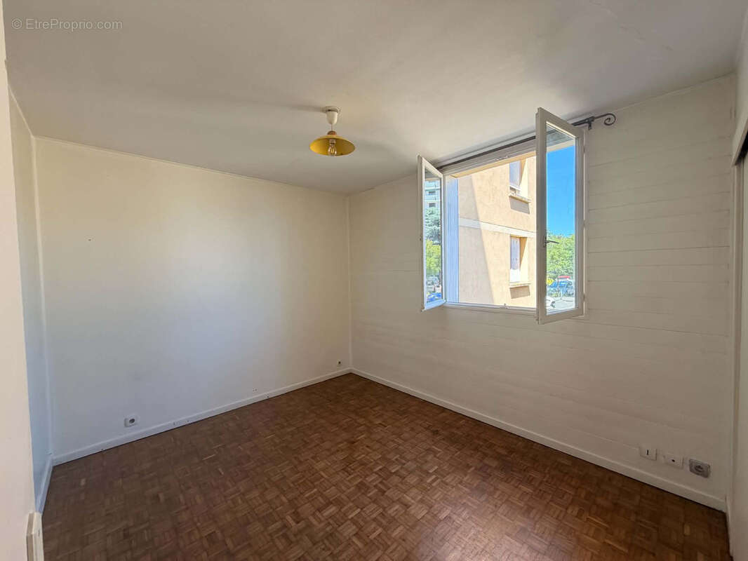 TOULOUSE RANGUEUL - T3 DE 58,83m2 avec loggia et cave - photo 6