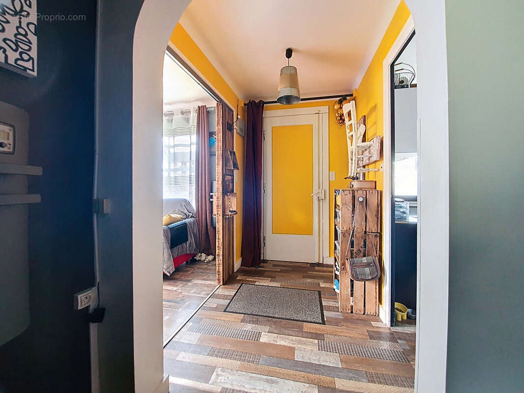 Maison à LA TOUR-DU-PIN