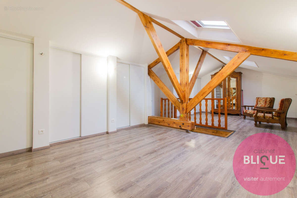 Maison à LAITRE-SOUS-AMANCE